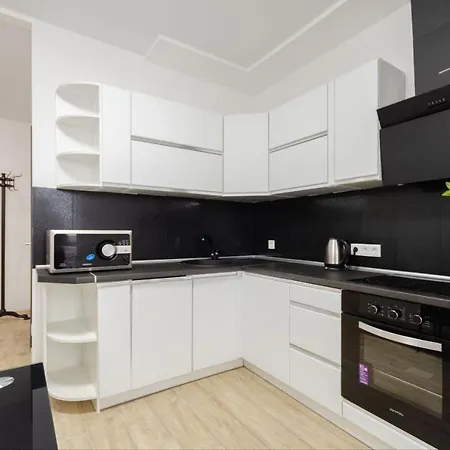 панорамний краєвид на озеро Apartment *