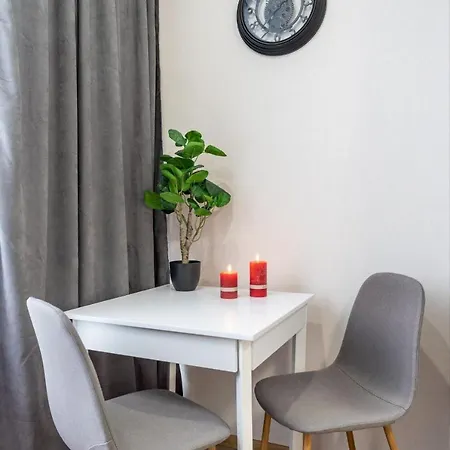 панорамний краєвид на озеро Apartment *
